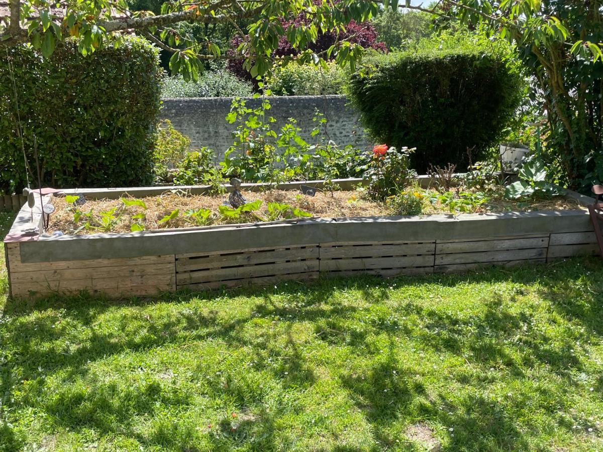 Le Doux Refuge Bed & Breakfast Esquay-sur-Seulles Exterior photo