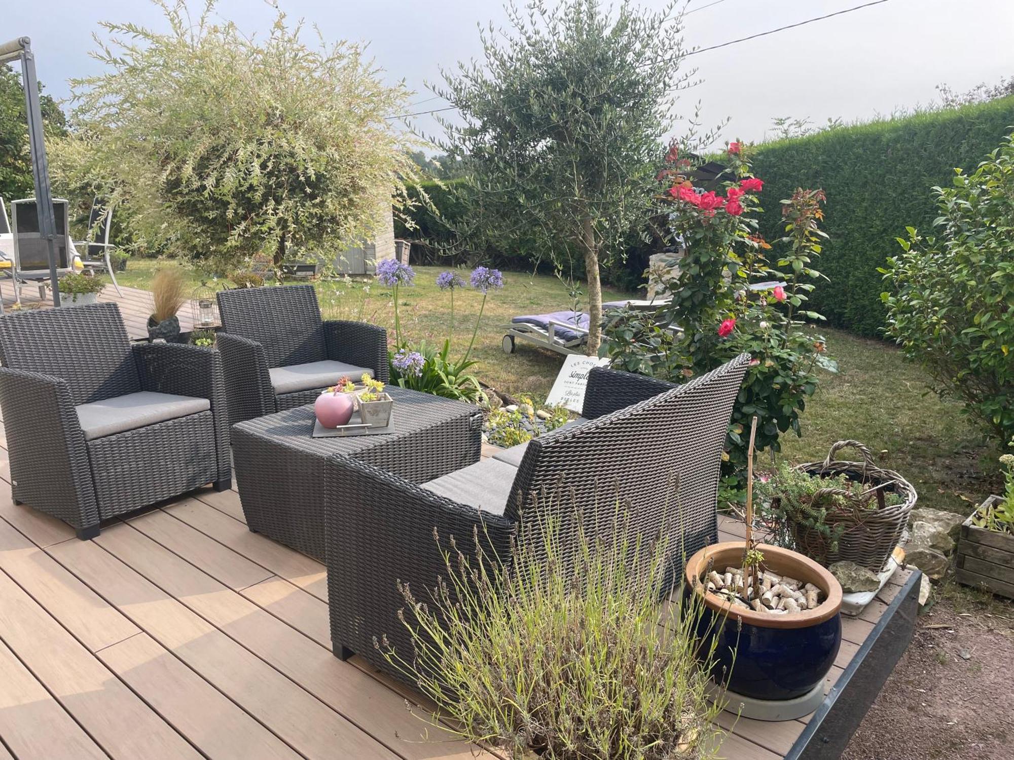 Le Doux Refuge Bed & Breakfast Esquay-sur-Seulles Exterior photo